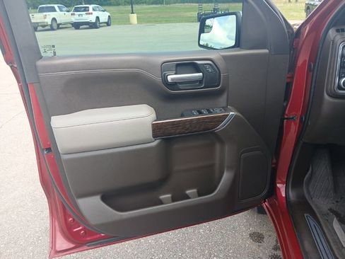 Used 2019 GMC Sierra 1500 SLE w/ SLE Value Package image 29