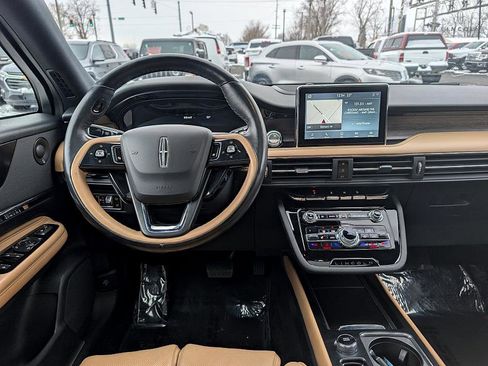 Used 2020 Lincoln Corsair Reserve w/ Equipment Group 202A image 15