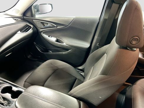 Used 2023 Chevrolet Malibu LT image 22
