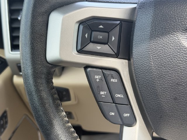 Used 2020 Ford F250 Lariat w/ Lariat Ultimate Package AWD/4WD image 28