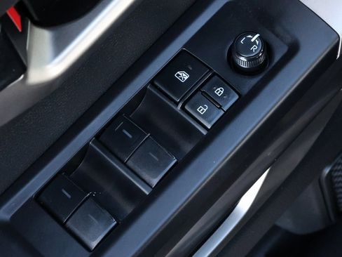 Used 2022 Toyota Tundra SR5 w/ TRD Off-Road Package image 19