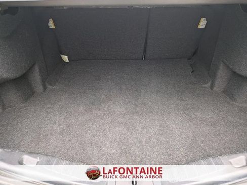 Used 2020 Ford Fusion SE FWD image 25