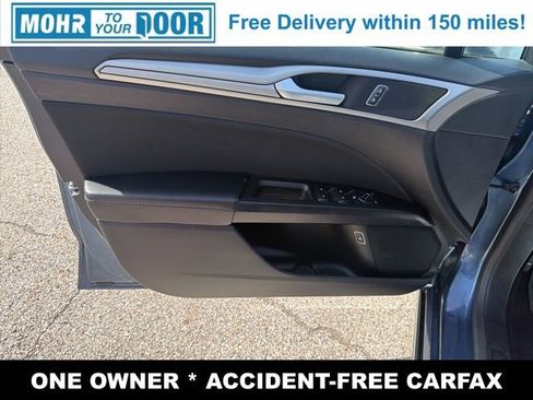 Used 2019 Ford Fusion SE image 10