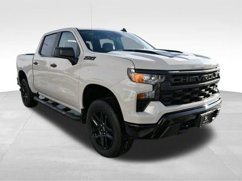 New 2026 Chevrolet Silverado 1500 Custom Trail Boss w/ Turbomax Blackout Package AWD/4WD image 8