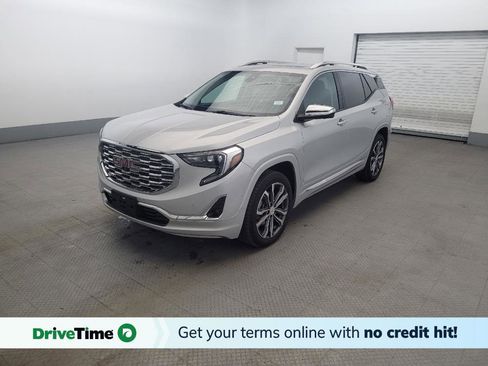 Used 2020 GMC Terrain Denali w/ Denali Premium Package AWD/4WD image 1