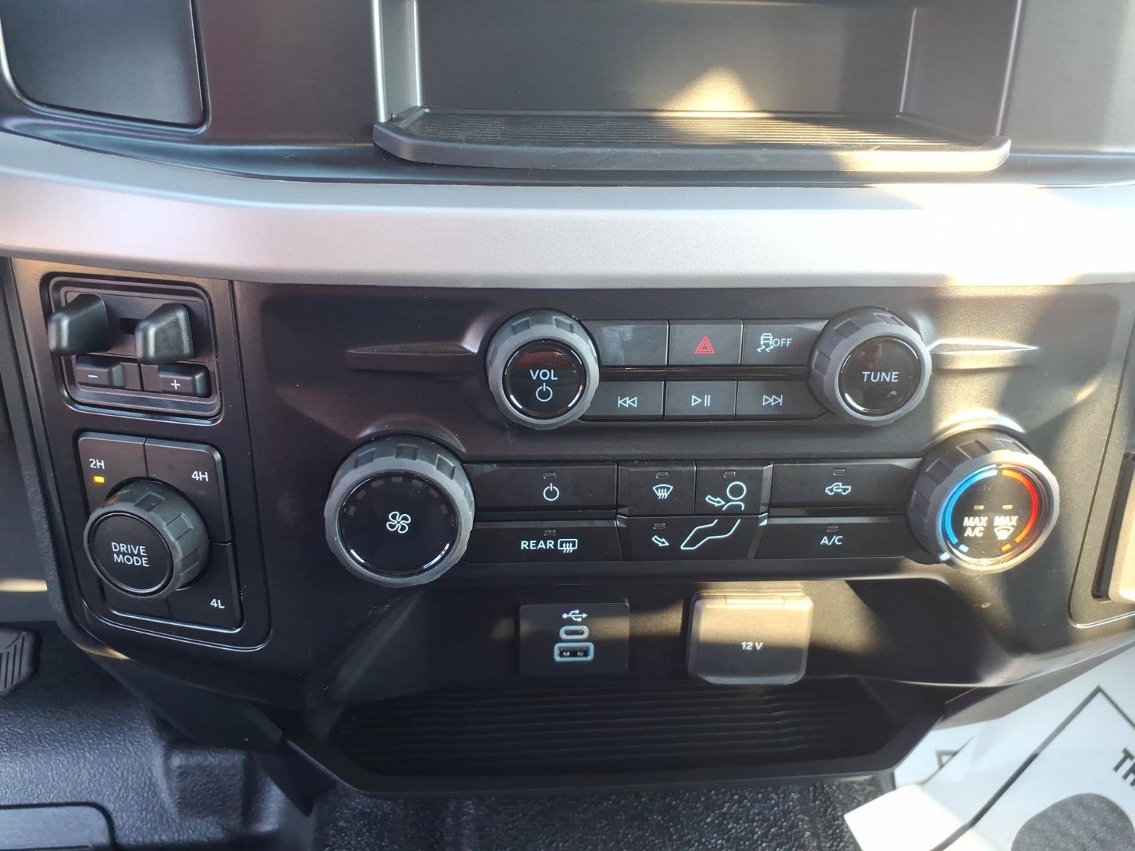Certified 2026 Ford F450 XL w/ XL Driver Assist Package AWD/4WD image 21