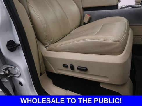 Used 2017 Ford Expedition Limited w/ Equipment Group 301A image 16