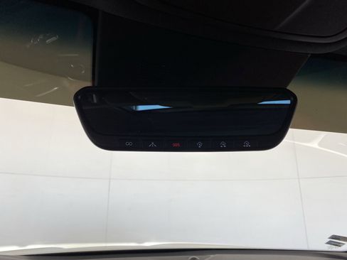 Used 2023 Genesis G70 2.0T w/ Sport Prestige Package image 17