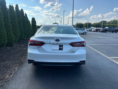 Certified 2022 Toyota Camry XLE w/ Navigation Upgrade Package FWD image 6