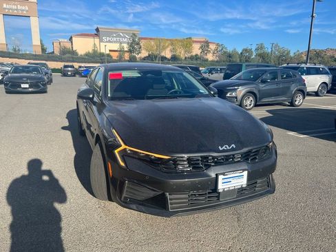 Used 2025 Kia K5 LXS image 1