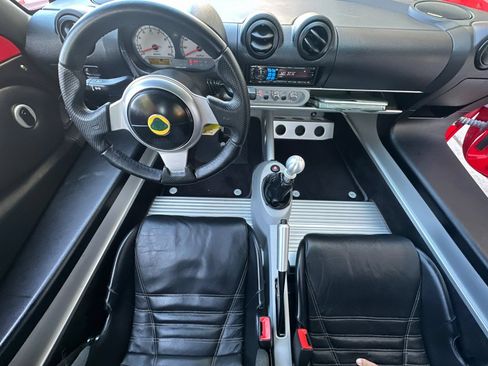 Used 2007 Lotus Elise RWD image 12