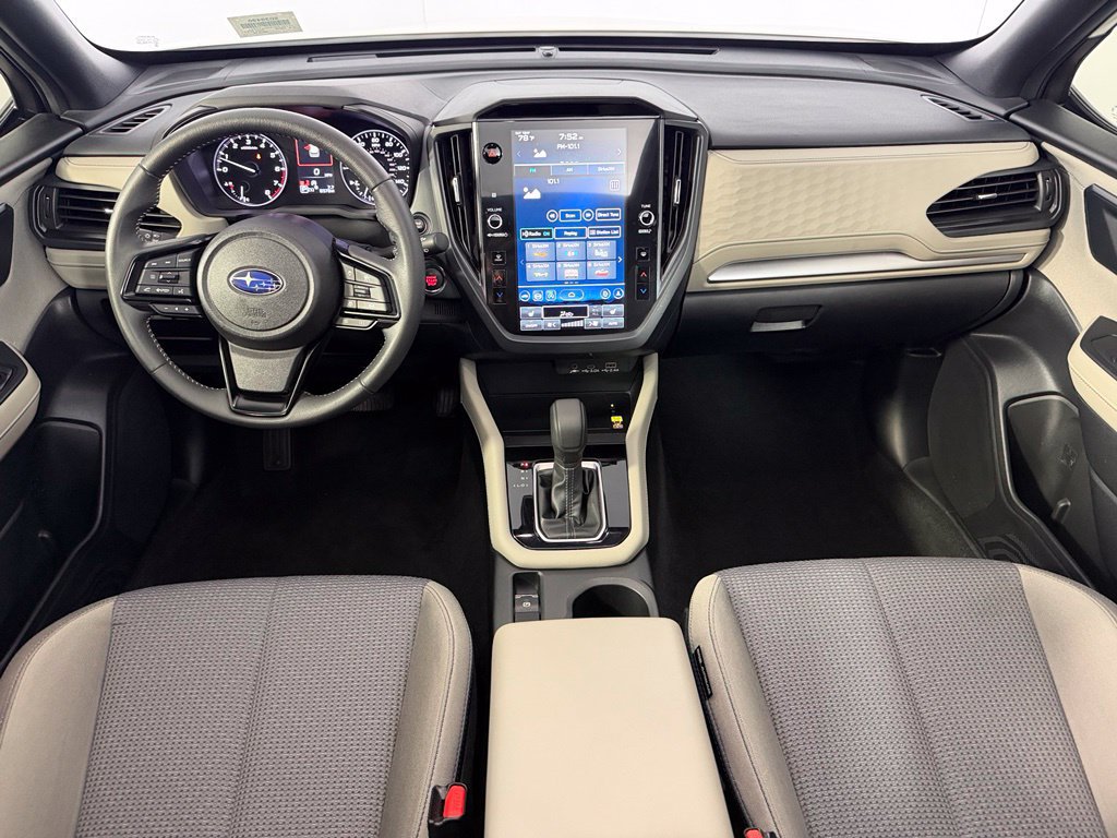 Used 2025 Subaru Forester Premium AWD/4WD image 13