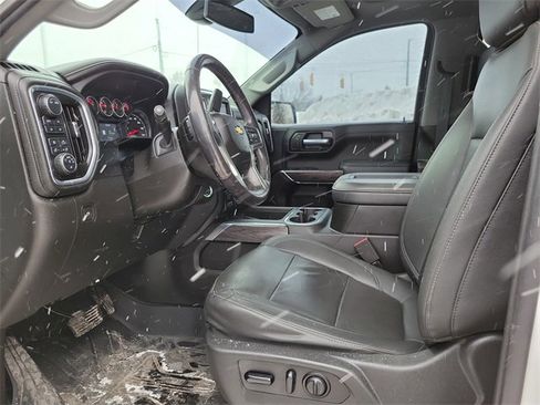 Used 2021 Chevrolet Silverado 1500 LTZ w/ LTZ Premium Package image 8