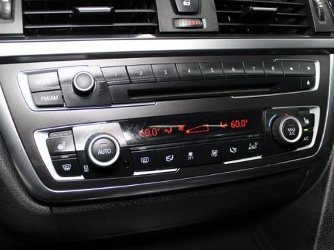 Used 2013 BMW 328i xDrive Sedan image 16