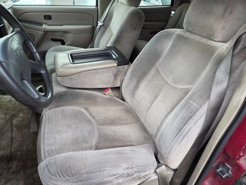 Used 2004 Chevrolet Tahoe 2WD image 6