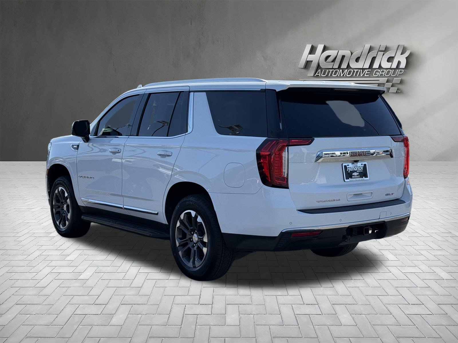 Used 2021 GMC Yukon SLT w/ Rear Media and Nav Package AWD/4WD image 9