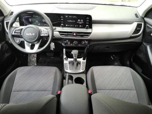 Used 2026 Kia Seltos LX image 3