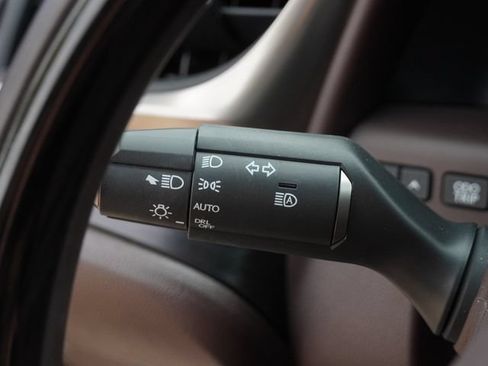 Used 2021 Lexus ES 350 w/ Premium Package FWD image 30