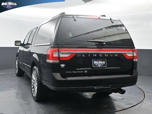 Used 2017 Lincoln Navigator L Reserve AWD/4WD image 5