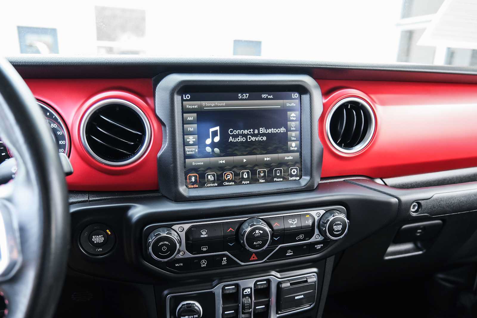 Used 2022 Jeep Gladiator Rubicon AWD/4WD image 45