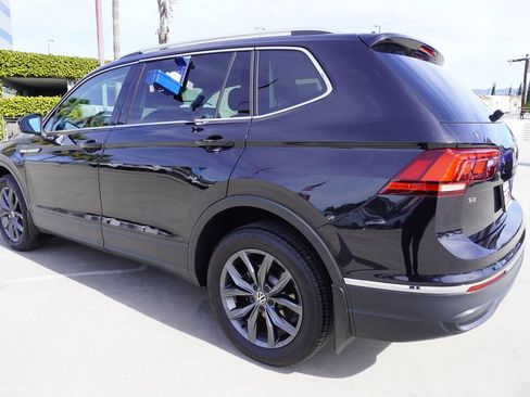 Used 2022 Volkswagen Tiguan SE image 5