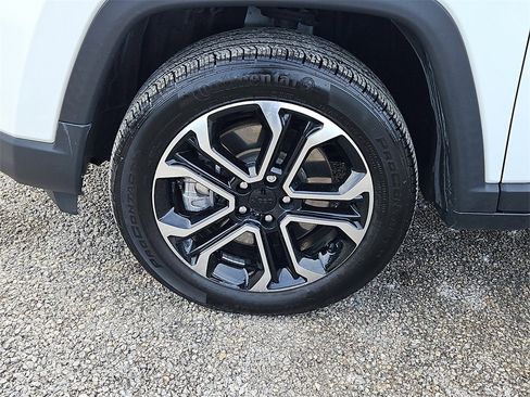 Used 2023 Jeep Compass Limited w/ Sun and Sound Group image 7