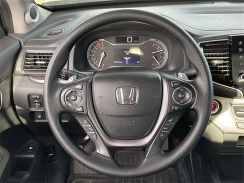 Certified 2023 Honda Ridgeline Sport image 12
