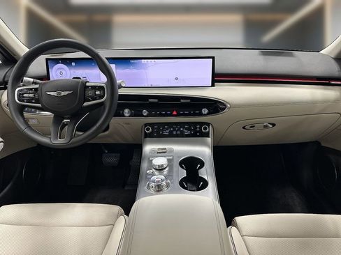 Certified 2026 Genesis GV70 2.5T Advanced AWD/4WD image 10
