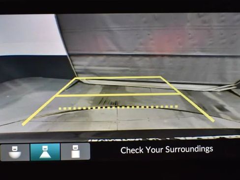 Used 2025 Honda HR-V LX image 30