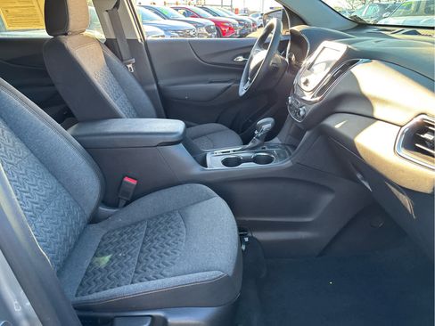 Certified 2024 Chevrolet Equinox LT AWD/4WD image 24