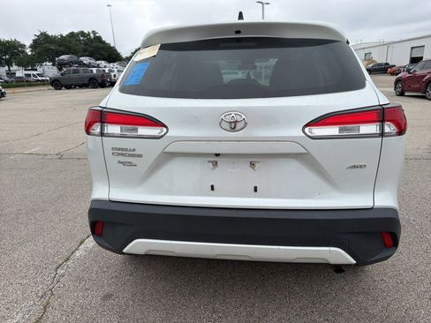 Used 2022 Toyota Corolla Cross L AWD/4WD image 7