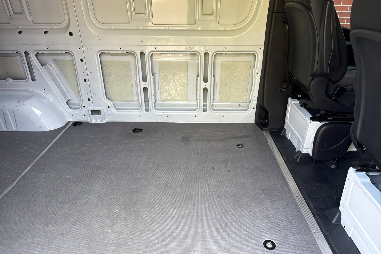 Used 2025 Mercedes-Benz Sprinter 2500 image 16