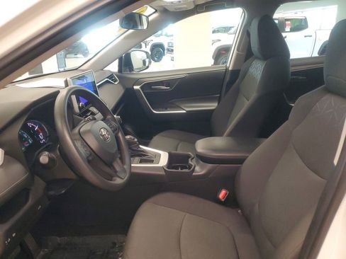 Certified 2024 Toyota RAV4 XLE w/ Convenience Package image 15