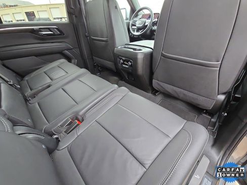 Used 2025 Chevrolet Tahoe LT image 11