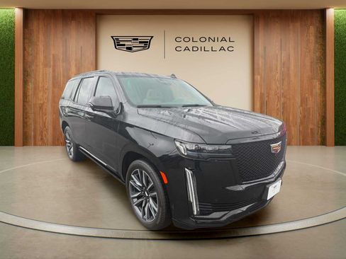 Certified 2023 Cadillac Escalade Sport Platinum w/ LPO, Floor Liner Package AWD/4WD image 7