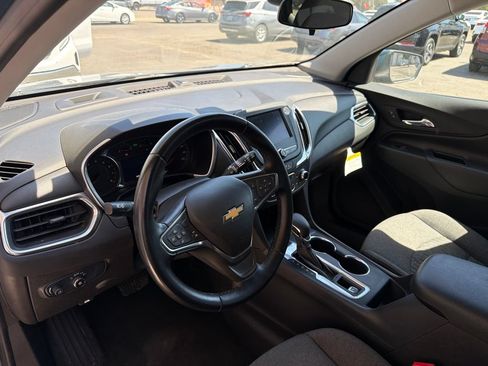 Used 2024 Chevrolet Equinox LT AWD/4WD image 7