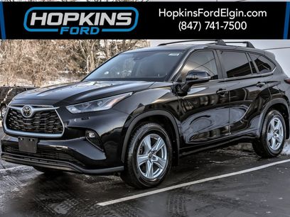 Used 2023 Toyota Highlander LE