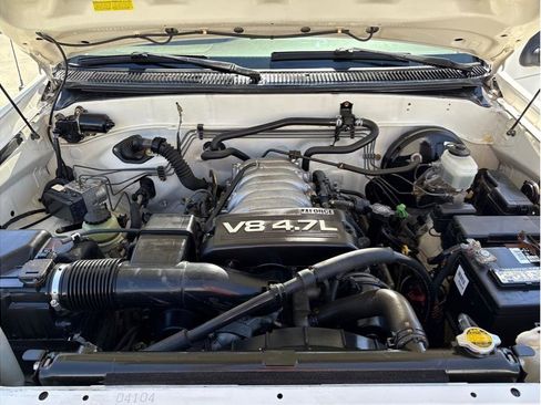 Used 2004 Toyota Tundra Limited image 30