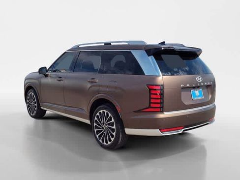 New 2026 Hyundai Palisade Calligraphy FWD image 3