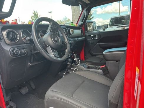 Certified 2018 Jeep Wrangler Unlimited Sport S image 2