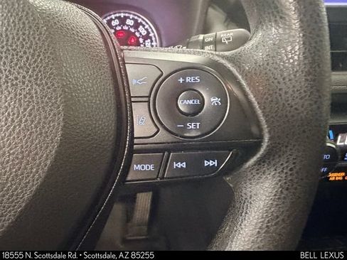 Used 2021 Toyota RAV4 XLE FWD image 23