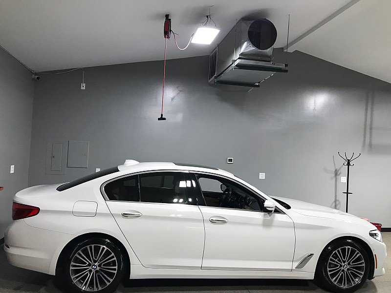 Used 2018 BMW 530i RWD image 2