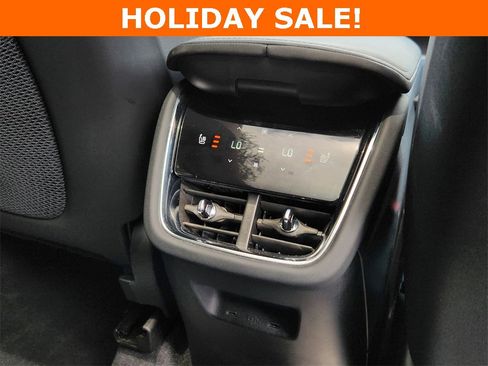 New 2025 Volvo EX90 Ultra image 27