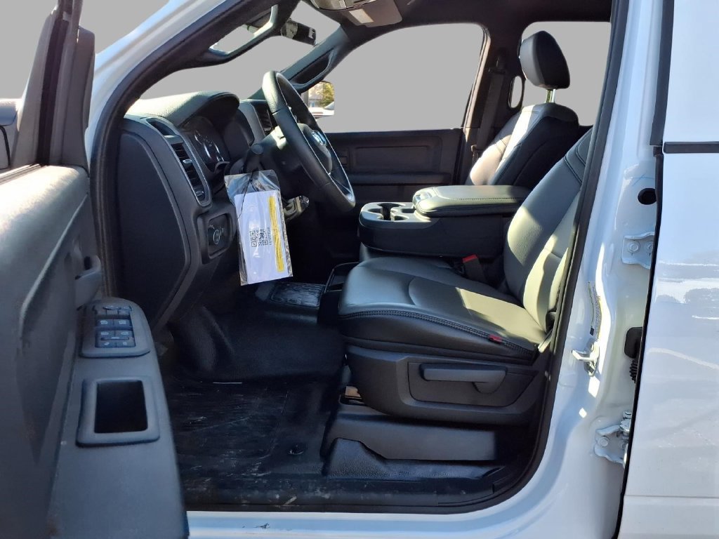 New 2027 RAM 5500 Tradesman AWD/4WD image 19
