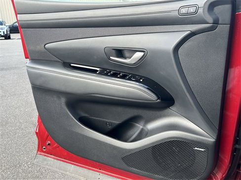 Certified 2025 Hyundai Tucson Limited image 26