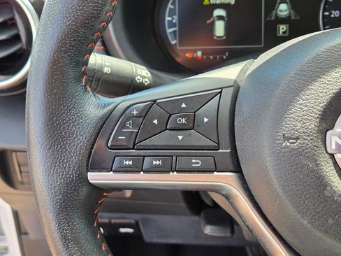 Used 2023 Nissan Kicks SR w/ SR Premium Package FWD image 27