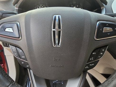 Used 2016 Lincoln MKZ image 44