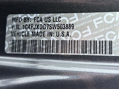 Certified 2025 Jeep Wrangler Unlimited Sport AWD/4WD image 26