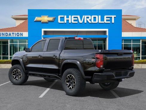 Used 2025 Chevrolet Colorado ZR2 w/ Technology Package image 3