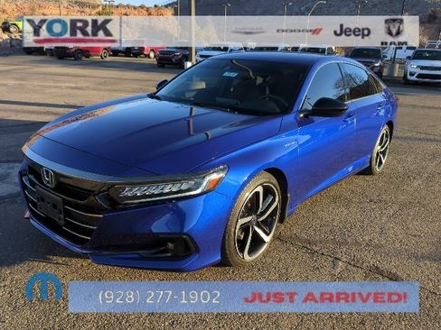 Used 2022 Honda Accord Sport image 1